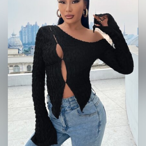 SHEIN Neck Cut Out Asymmetrical Top - Picture 2 of 16